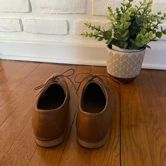 Everlane Modern Oxford - Picture 3 of 4